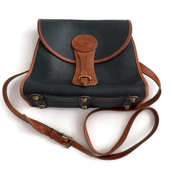 Dooney & Bourke Handbags - Vintage Dooney & Bourke Purse Adjustable Strap